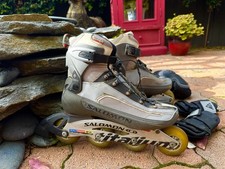 vintage salomon titanium womens rollerblades size 9 Knee pads and wrist guards
