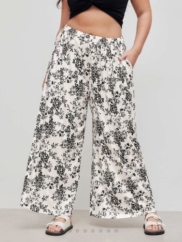 New In Bag, Floral Print Plus Size Pants, So Cute