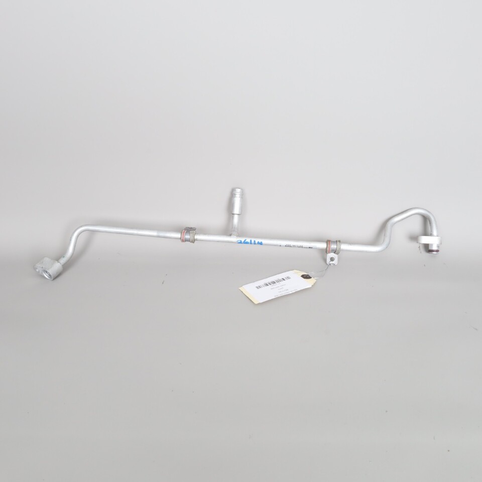 Aston Martin DB11 2019-2023 Hose pipe