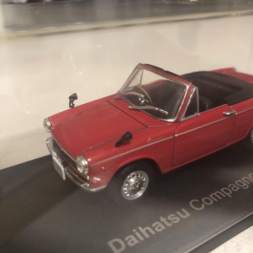 Minicar 1/43 Norev Daihatsu Compagno Spider 1967 - Foto 4 di 11
