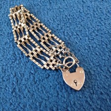 Beautiful Solid Vintage Gate Bracelet 9ct Yellow Gold 9ct With Padlock 14.15g