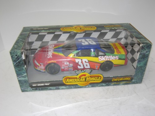 1/18 PONTIAC #36 SKITTLES/DERRIKE COPE GRAND PRIX PRESSOFUSA AUTO DA CORSA NUOVA CON SCATOLA 1997 - Foto 2 di 5