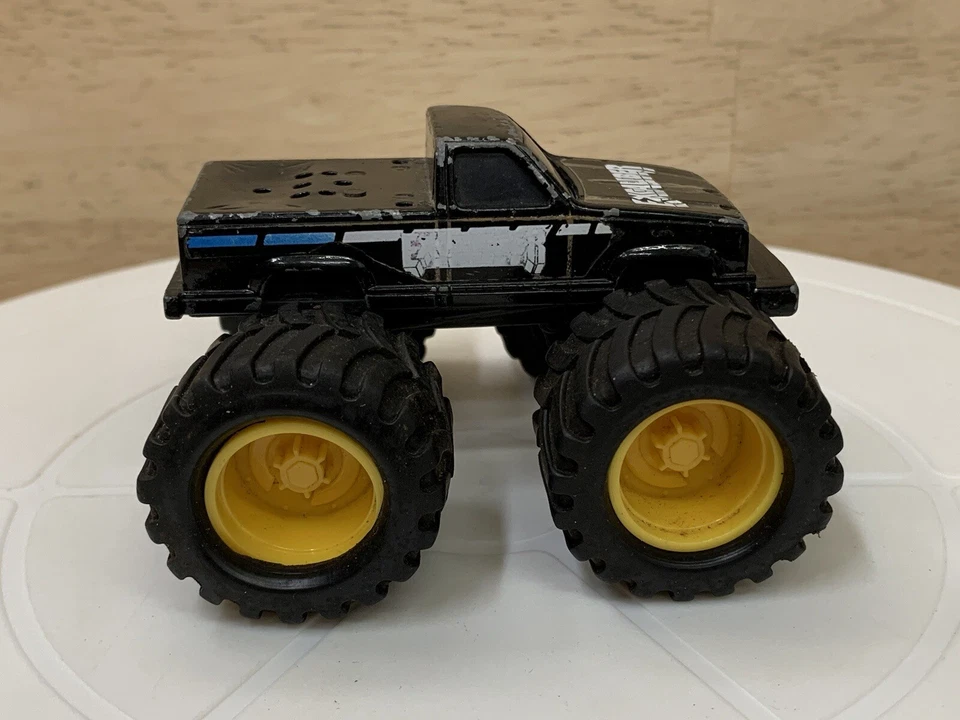 1991 EXCALIBER Monster Truck Racing Champions Die Cast 4x4 1:64 - Image 4 of 4