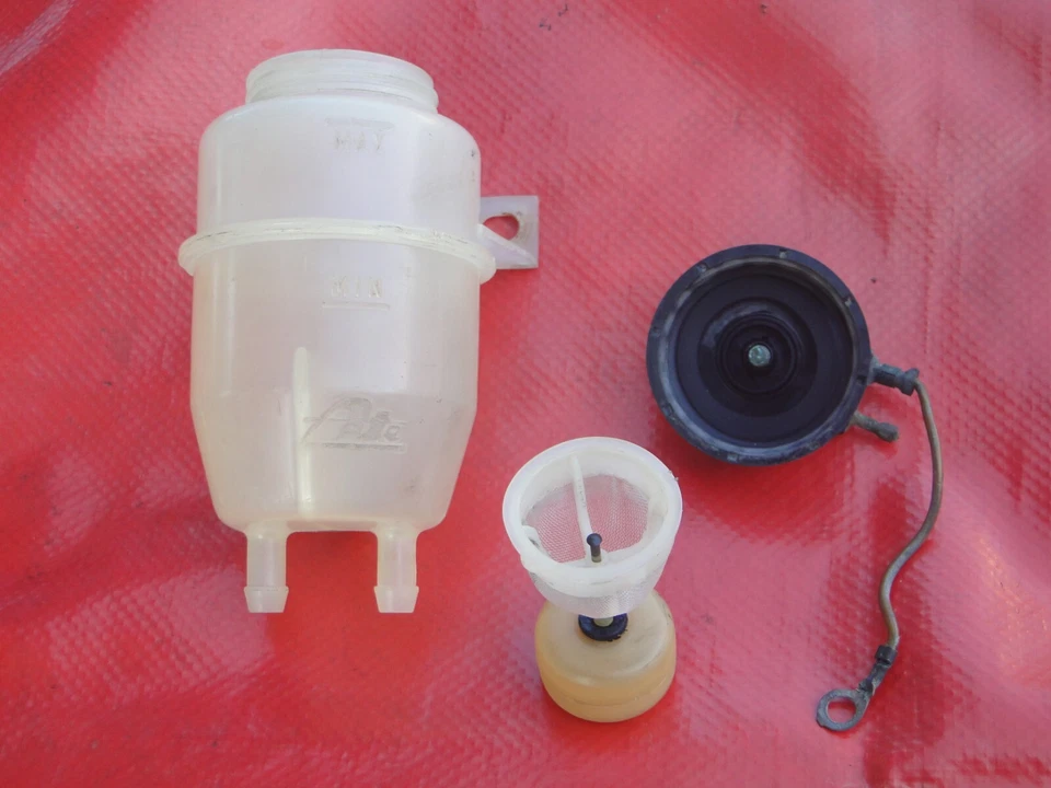 Tanque de expansión maestro de frenos BMW 1500 1600 1800 2000 1962-72 ORIGINAL 34311100216 Foto 4 de 4