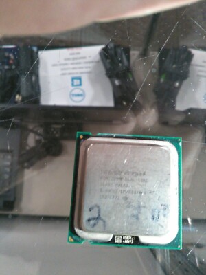 used SLA8Y Intel Pentium Dual Core 2 Ghz Socket 775 800/1MB CPU Processor 
