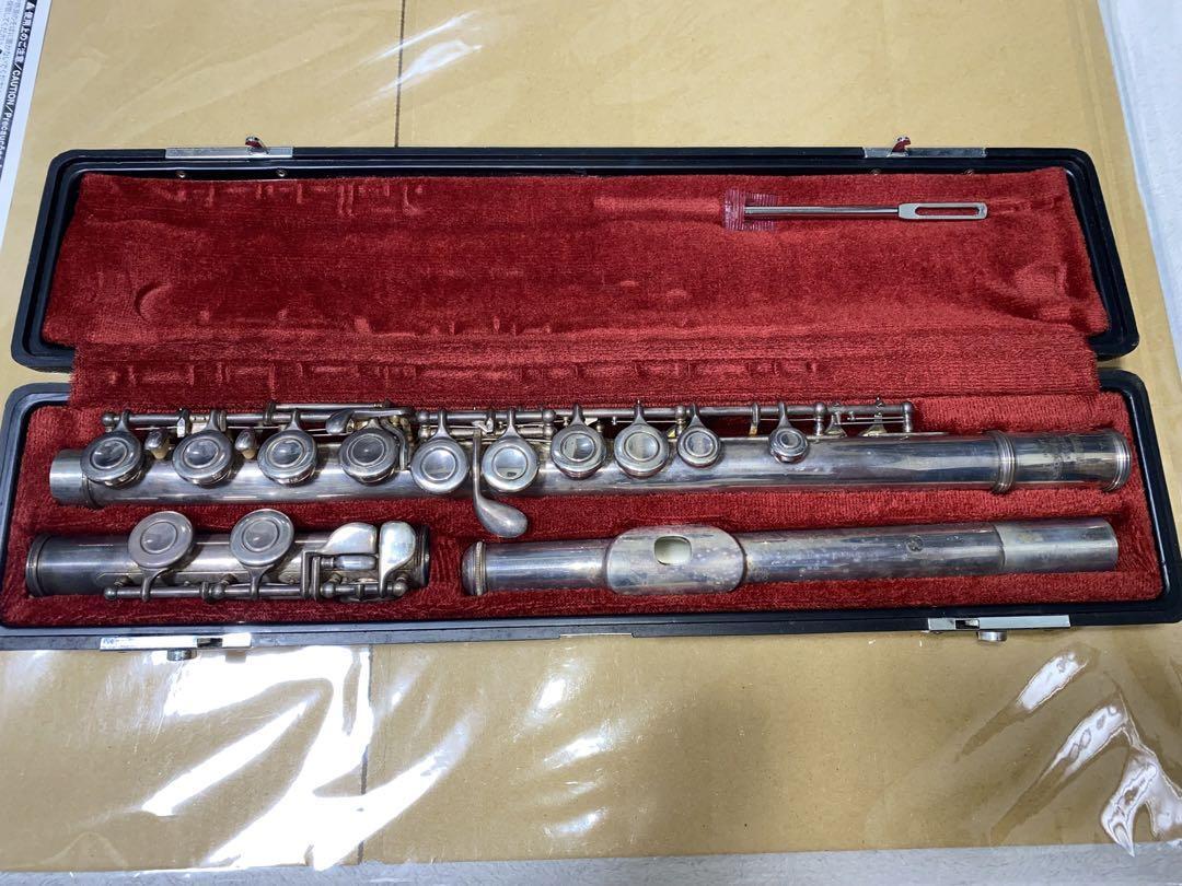 YAMAHA YFL-211S Concert Flute, Silver-Plated with Hard Case