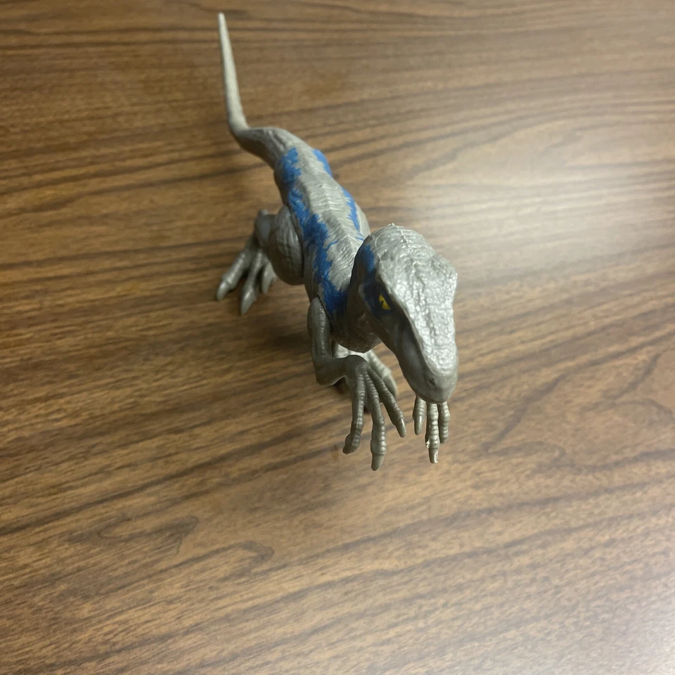 Figura Velociraptor Jurassic Park World Raptor 2017 Azul Alpha Kenner Suelta Bonita Foto 4 de 4