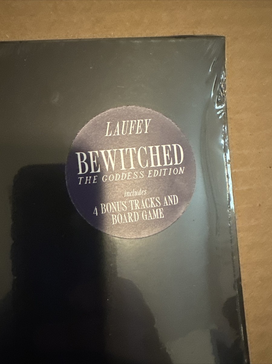 Laufey Bewitched Deluxe Edition レコード Bewitched: The Goddess Edition [Blue] Vinyl by Laufey | Vinyl