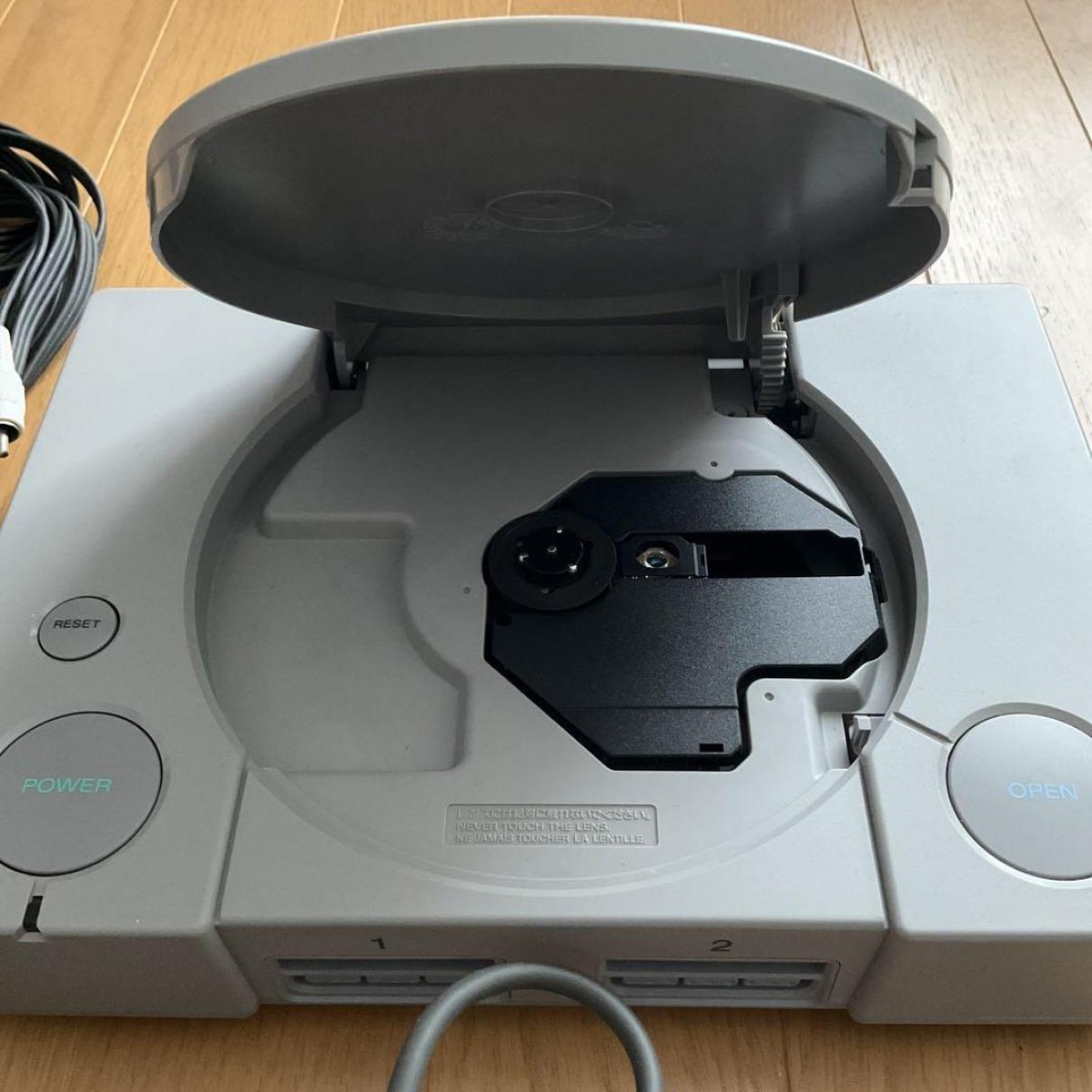 Sony PlayStation 1 PS1 SCPH-7000 Gray Game Console Set