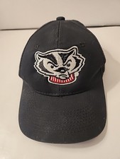 Youth - Wisconsin Badgers Hat - Black -- Strap Back