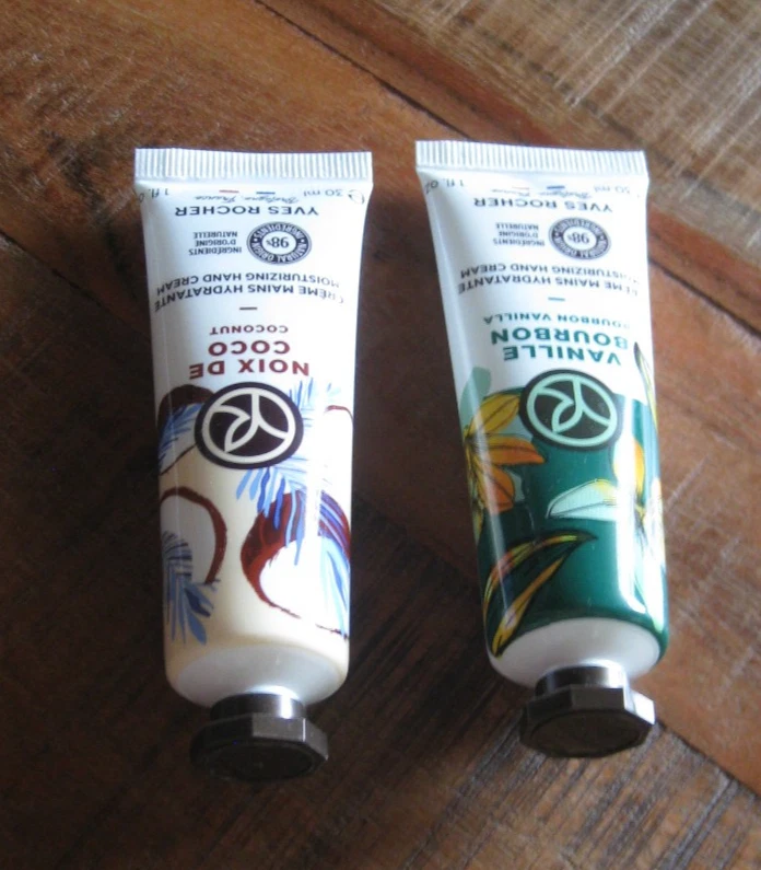 YVES ROCHER: Feuchtigkeitsspendende Handcreme - Kokosnuss & Vanille - - 2x 30 ml - Bild 3 von 3