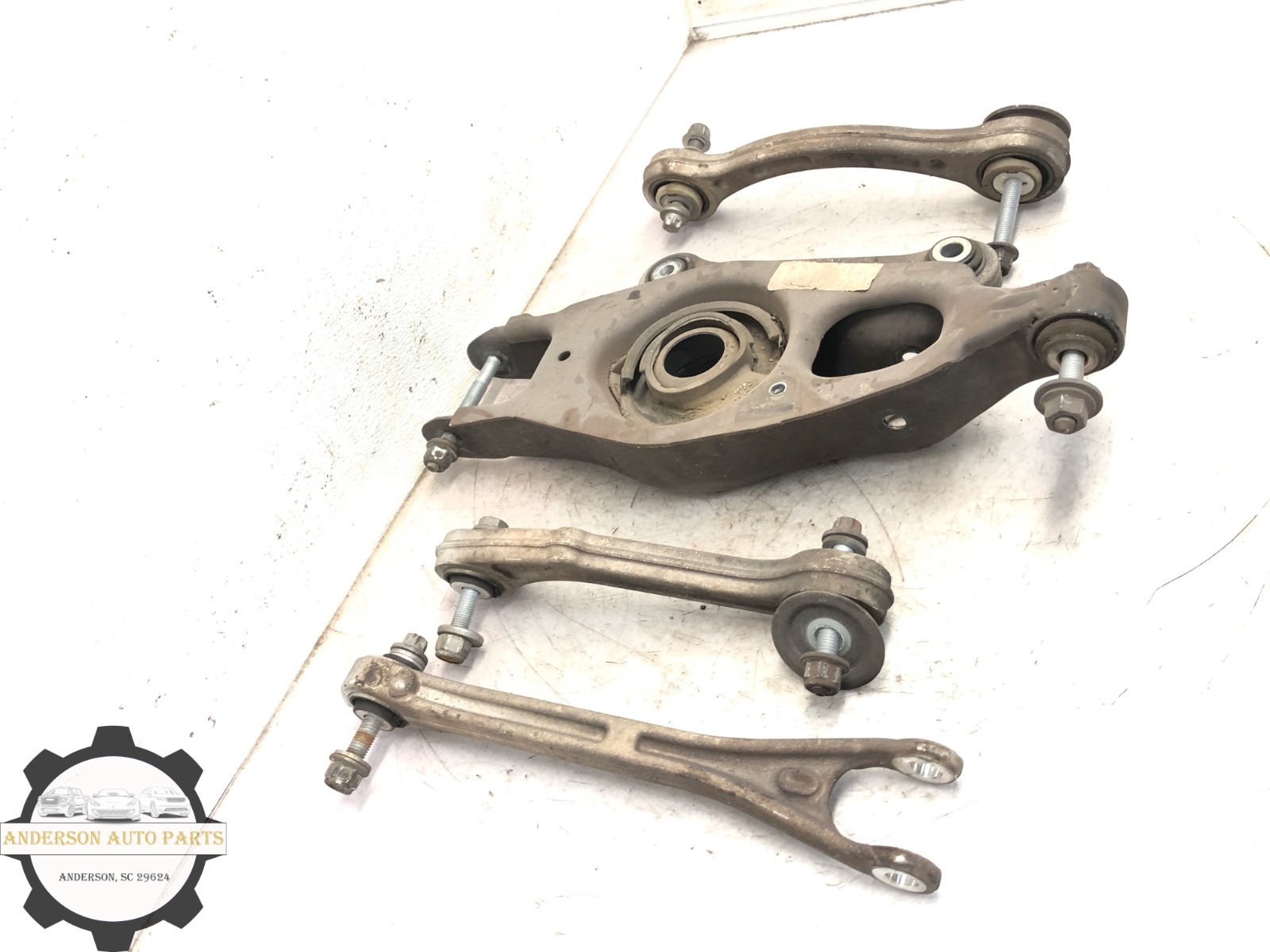 2014-2020 MASERATI QUATTROPORTE RIGHT PASSENGER REAR CONTROL ARM SET OEM