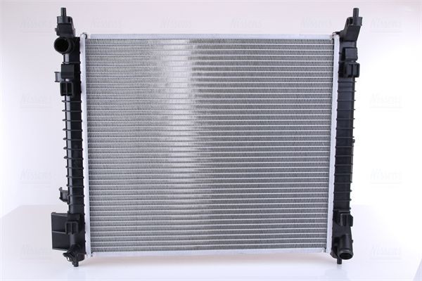 Radiateur refroidissement moteur NISSENS 68720 résout fuite liquide de refroidissement