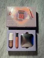R.e.m Beauty Yours Truly 3 Piece Makeup Set REM/NIB