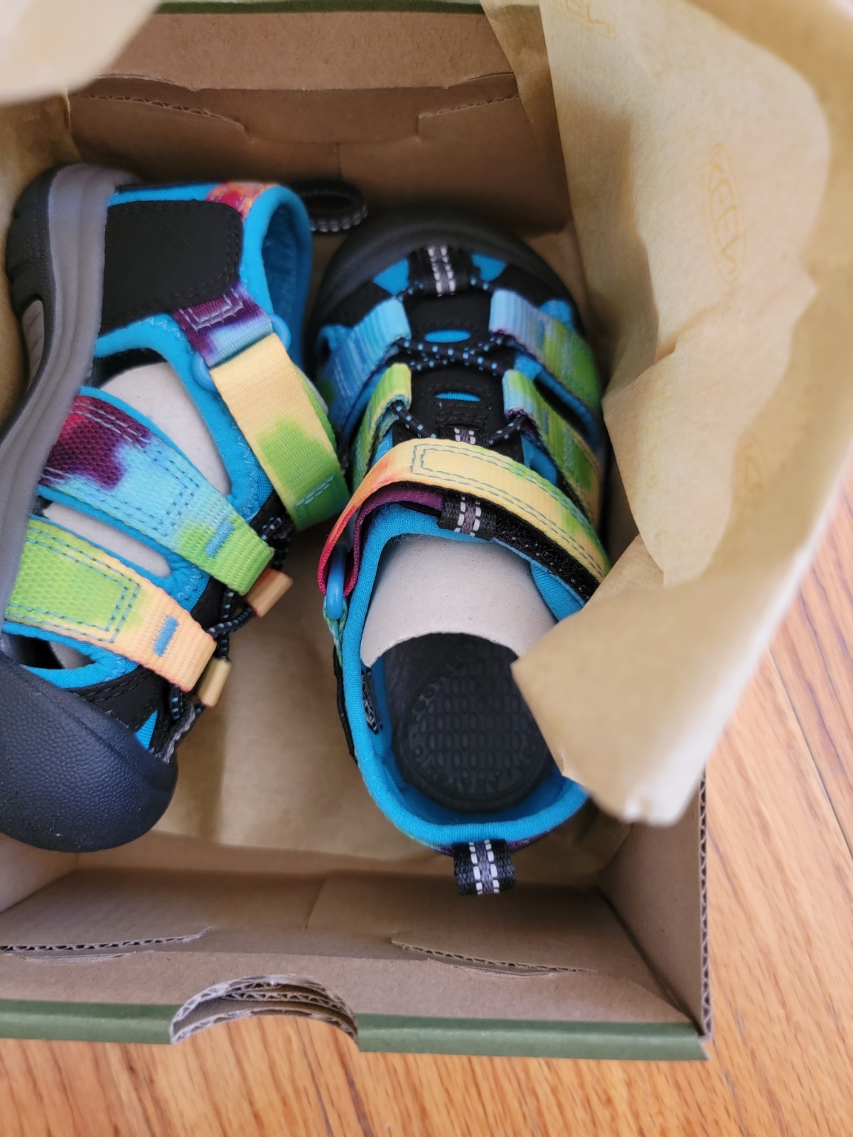 Sandali acqua Rainbow Tie Dye bambino Newport H2 Keen nuovi scatola bambino taglia 7