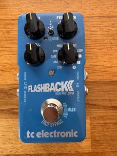TC Electronic Flashback 2 Stereo Delay Guitar Effects Pedal Excellent Condition