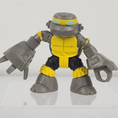 Teenage Mutant Ninja Turtles Half Shell Heroes 2.5'' Mini Figure Metalhead TMNT