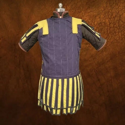 Römische Subarmalis, mittelalterliche Subermails, marineblau / gelb, - Bild 1 von 4