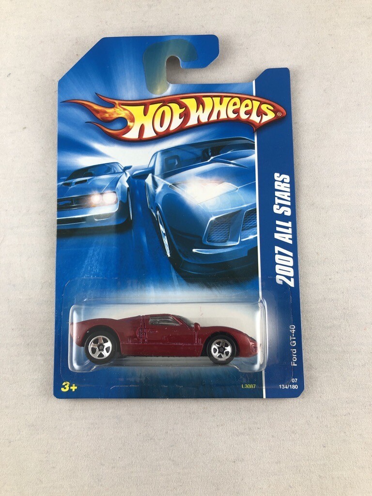 Hot Wheels 2007 All Stars Series Ford GT-40 Red