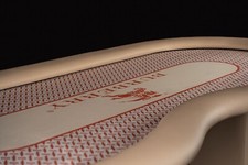 Weißer Luxus Leder Pokertisch Händlereingang maßgefertigte Lederbeine