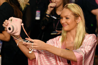 Candice Swanepoel is seen backstage before the 2015 Victoria's Sec - Old Photo