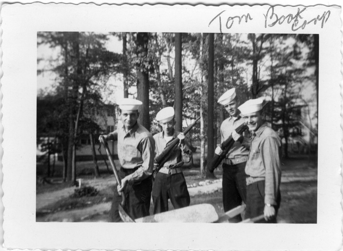 ORIGINAL VINTAGE PHOTO: Navy Sailor USN Men Male Rifle Gun ORIGINAL VINTAGE PHOTO: Navy Sailor USN Men Male Rifle Gun