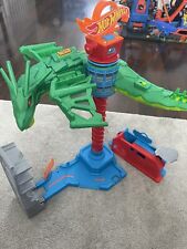 NEW Hot Wheels City vs Robo Beast Air Attack Dragon Play Set 887961813418