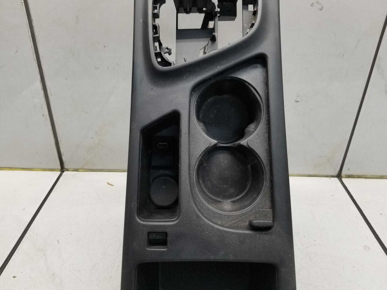 2013 BUICK REGAL CENTER CONSOLE W/ CUP HOLDERS eBay