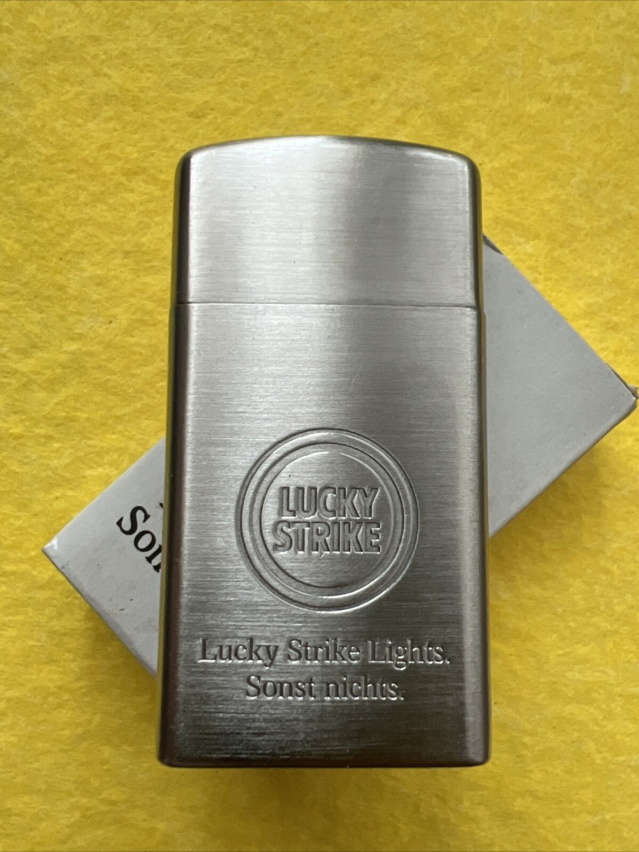 Lucky Strike Cigarette Ashtray Travel Personal Metal Flip Open A