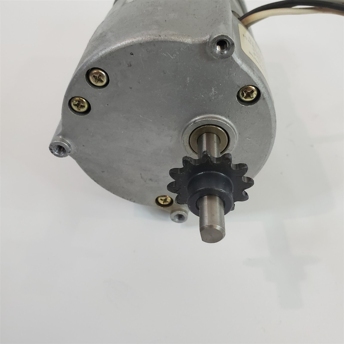 Induction Gear Motor 32.5:1 115 VAC 2400-3400 RPM Max