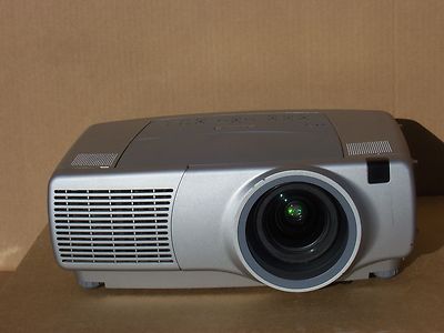 InFocus LP840 LCD Projector 3500 ANSI Lumens