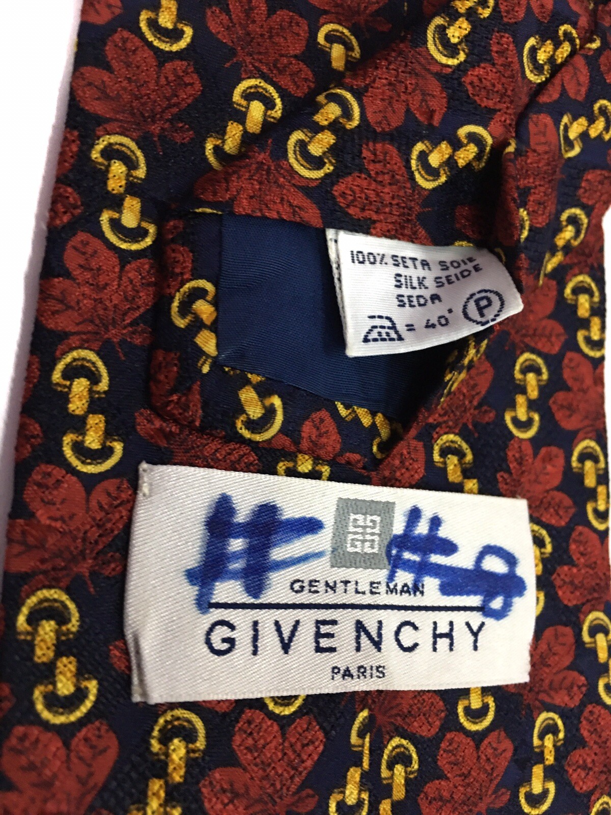 Authentic GIVENCHY Paris Three Leaf Chain On Blac… - image 7