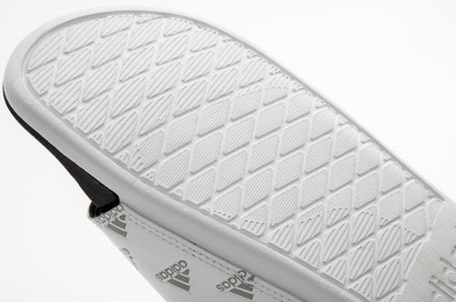 Sandalias informales Adidas Hombre ADILETTE con zapatillas cómodas blancas grises deslizables GV9737 - Imagen 6 de 6