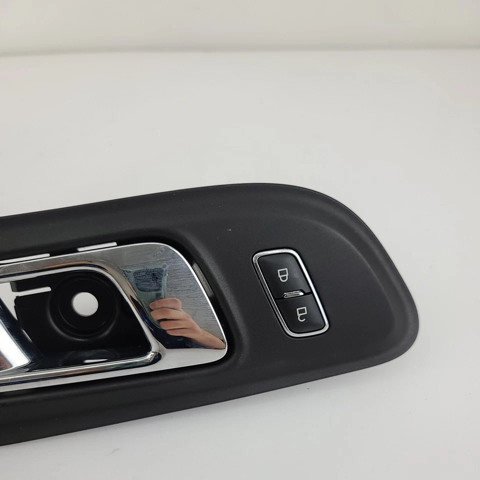 Manija interior de la puerta delantera derecha del pasajero para Ford Taurus 2010-2018 Foto 3 de 4