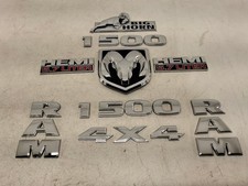 11-18 Dodge Ram 1500 4x4 5.7l Hemi Big Horn Rear Gate Emblem Oem