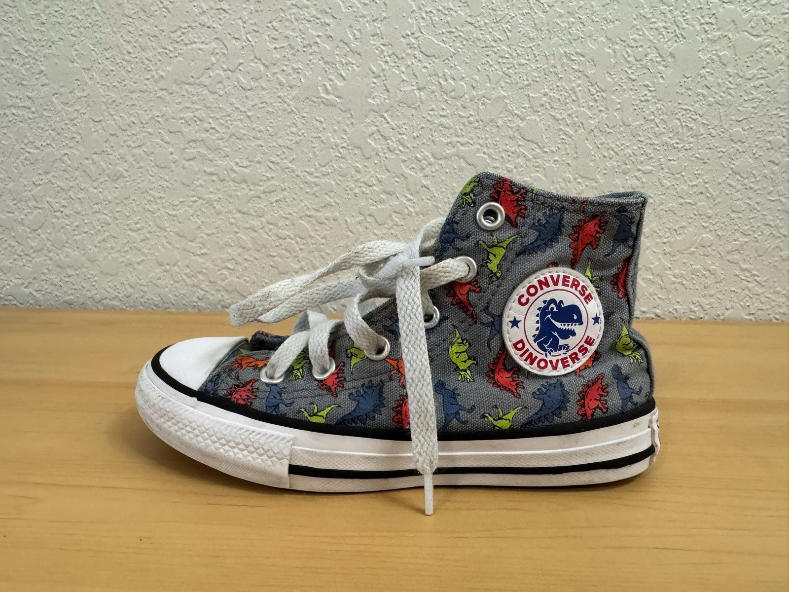 Converse All Stars Juniors Dinoverse Hi tops,Size 11.5