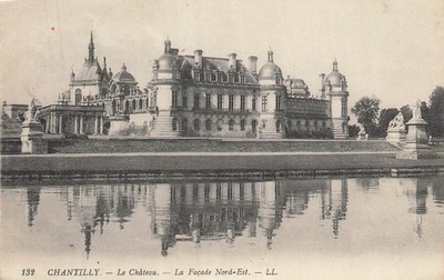 60 Le château de Chantilly.  126258