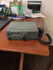 ICOM IC-M100 VHF marine transceiver