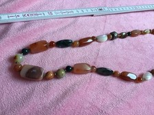 Suchen sie noch ein Weihnachtsgeschenk. quarzsteinkette in allen farben