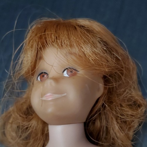 Vintage 1963 Barbie Skipper Skooter Doll Titian / Red Hair in Original Swimsuit - Picture 3 of 17