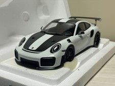 AUTOart Porsche 911 GT2 RS 1/18 Diecast Model 78171