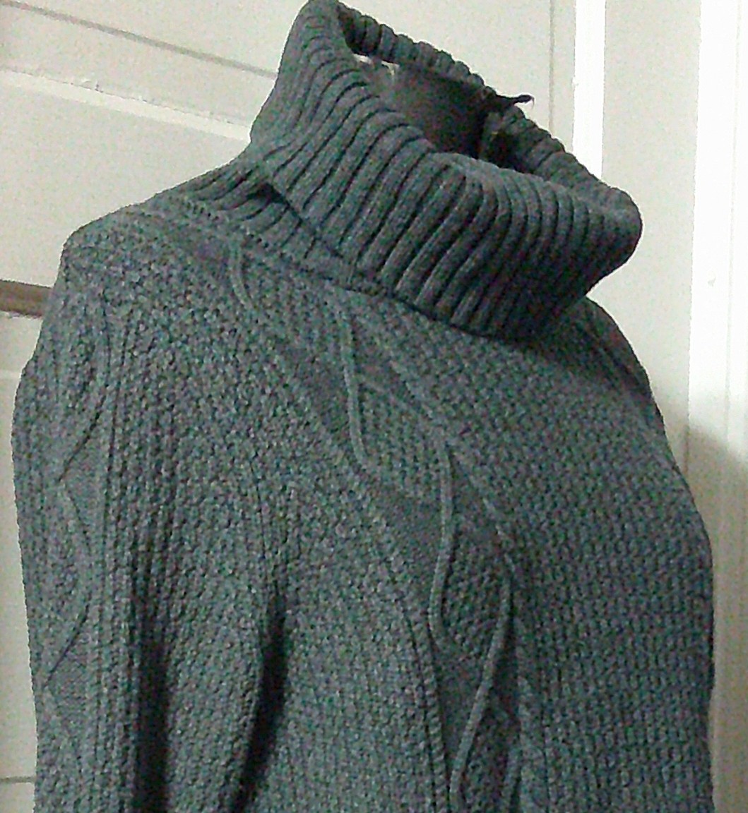 GAP Gray Thick Cable Knit Pullover LS Sweater M - image 4