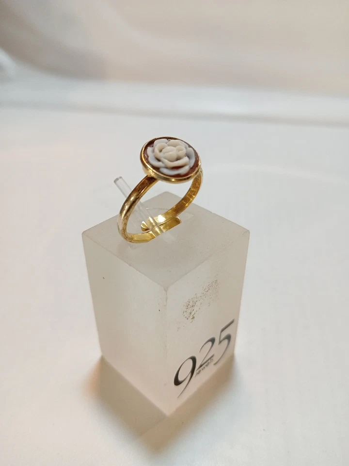 Anello Cammeo Floreale Montato Su Argento 925 Dorato Regolabile Per Varie Misure - Immagine 2 di 4