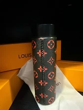 water bottle , Luxury