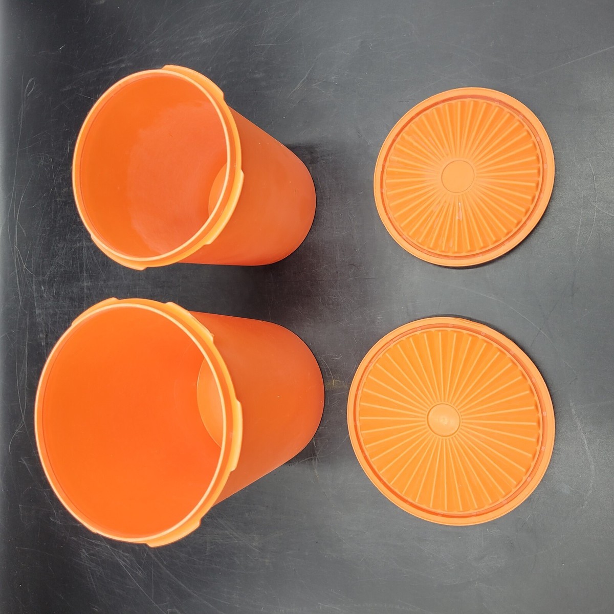 タッパーウェア  USED  ⑤ Vintage Orange Tupperware Canister (Set of 2) 809 811 w/Lids