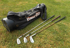 Black POWERBILT Cart Bag - Lightweight, Great Shape, 3 PB bonus clubs - NICE! !