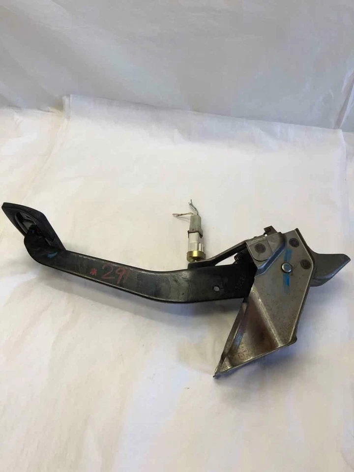 1999 HONDA ODYSSEY передний ножной стоп медленный тормоз педаль 3,5 л A/T в сборе  - Изображение 2 из 4