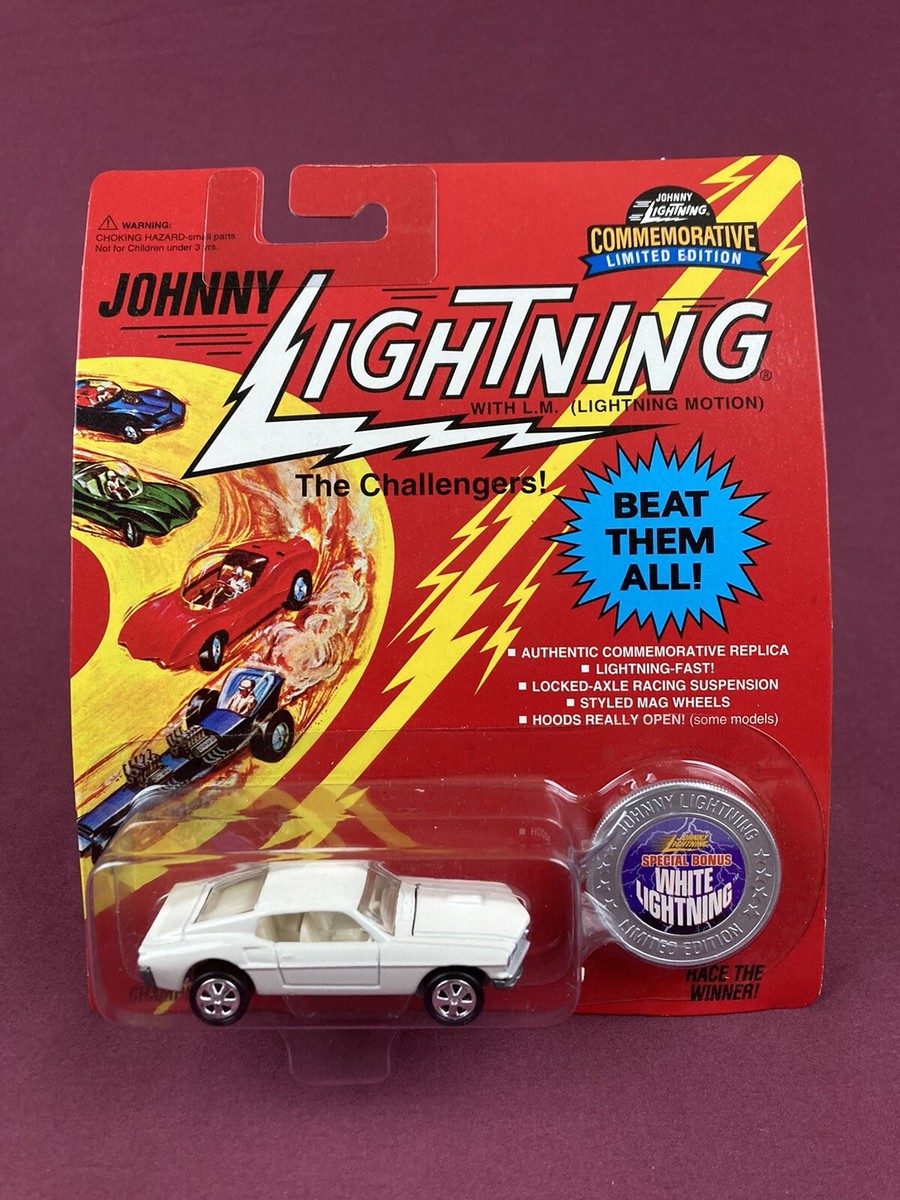 Johnny Lightning White Lightning Custom Mustang White #112 Ltd Ed
