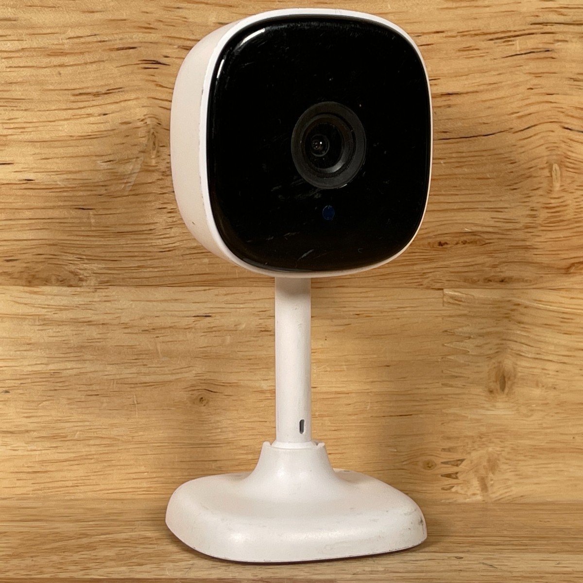 Merkury MI-CW051 White Night Vision 1080p Smart Indoor Camera with