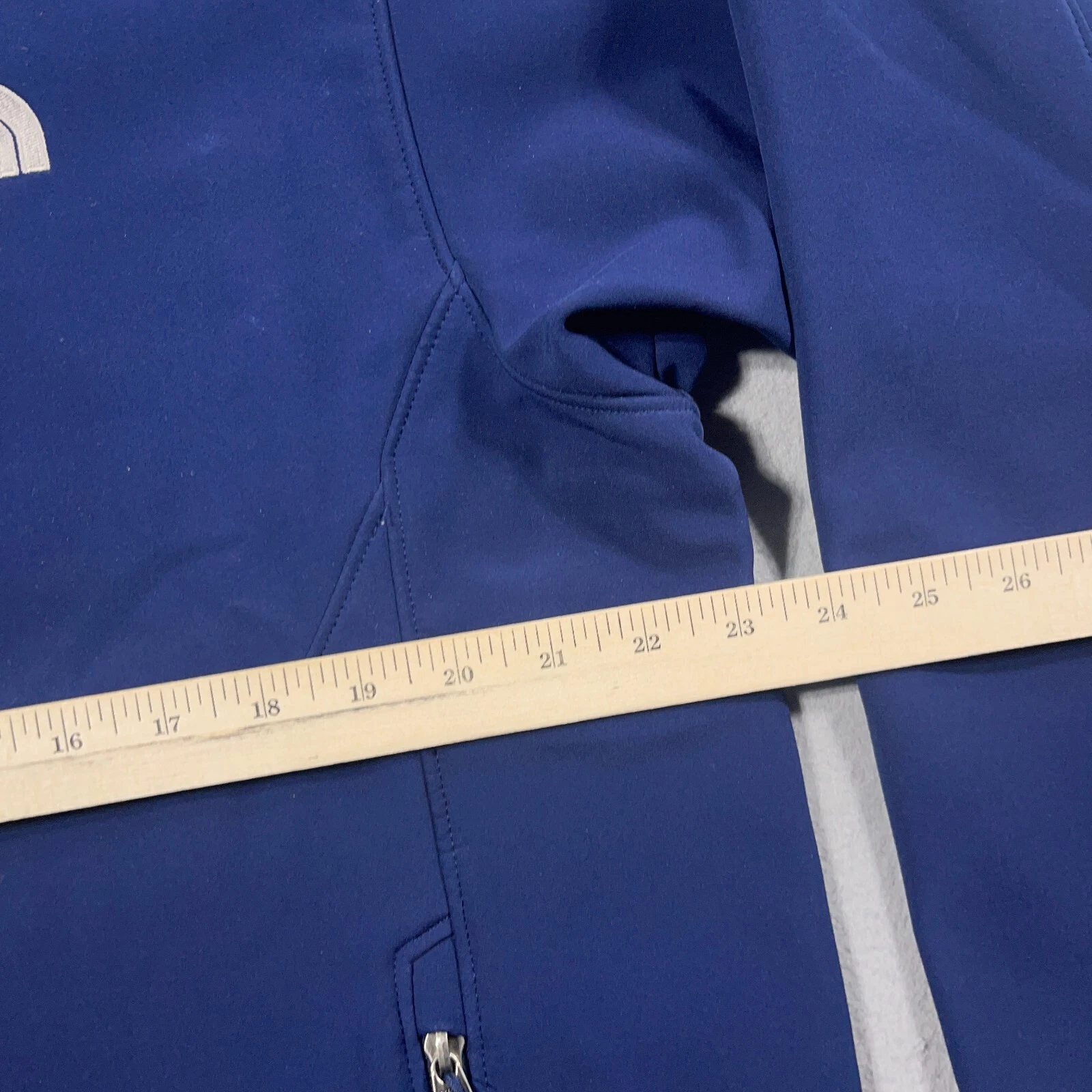 north-face apex softshell outdoors gorpcore jacket